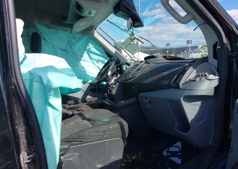 2018 Ford Transit z USA, uszkodzony, nr VIN 1FBVU4XM2JKA48524